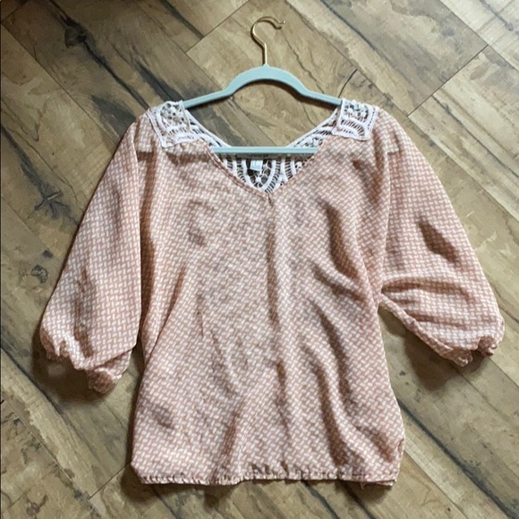 3/4 Sleeve - multi-colored top - Picture 1 of 4